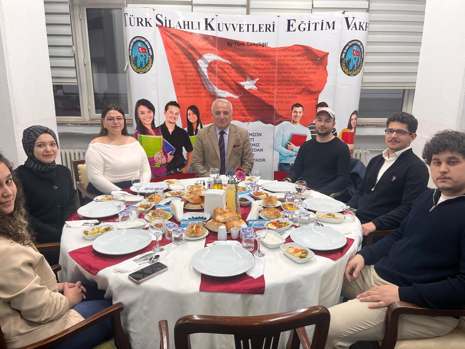 Ankara Yurdu İftar